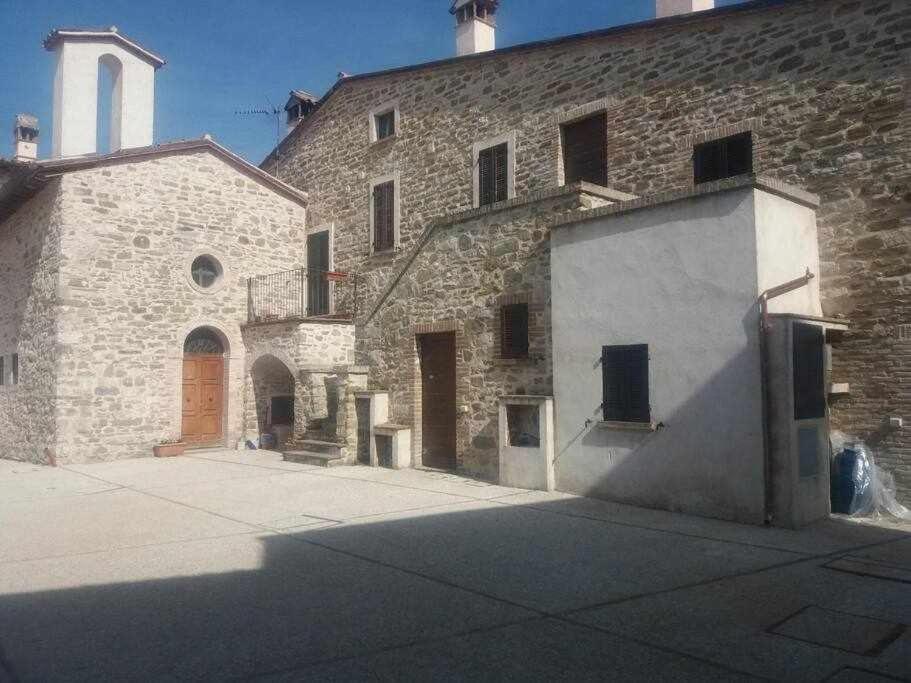 Ospitaci Appartamenti Giove Valtopina Bilik gambar